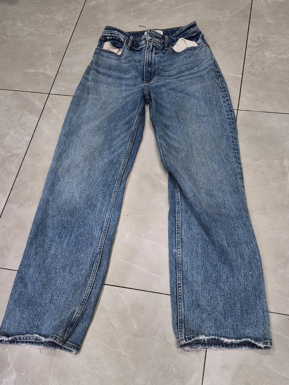 Abercrombie & Fitch Relaxed Fit Blue Denim Jeans